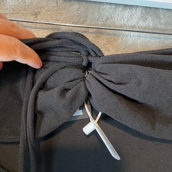 The Kript Women’s‎ Asymmetrical Black Cut Out Tube Top Size Medium New - Picture 5 of 9